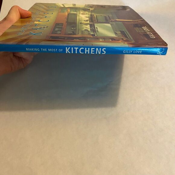 Book: Making the most of kitchens - Picture 2 of 5